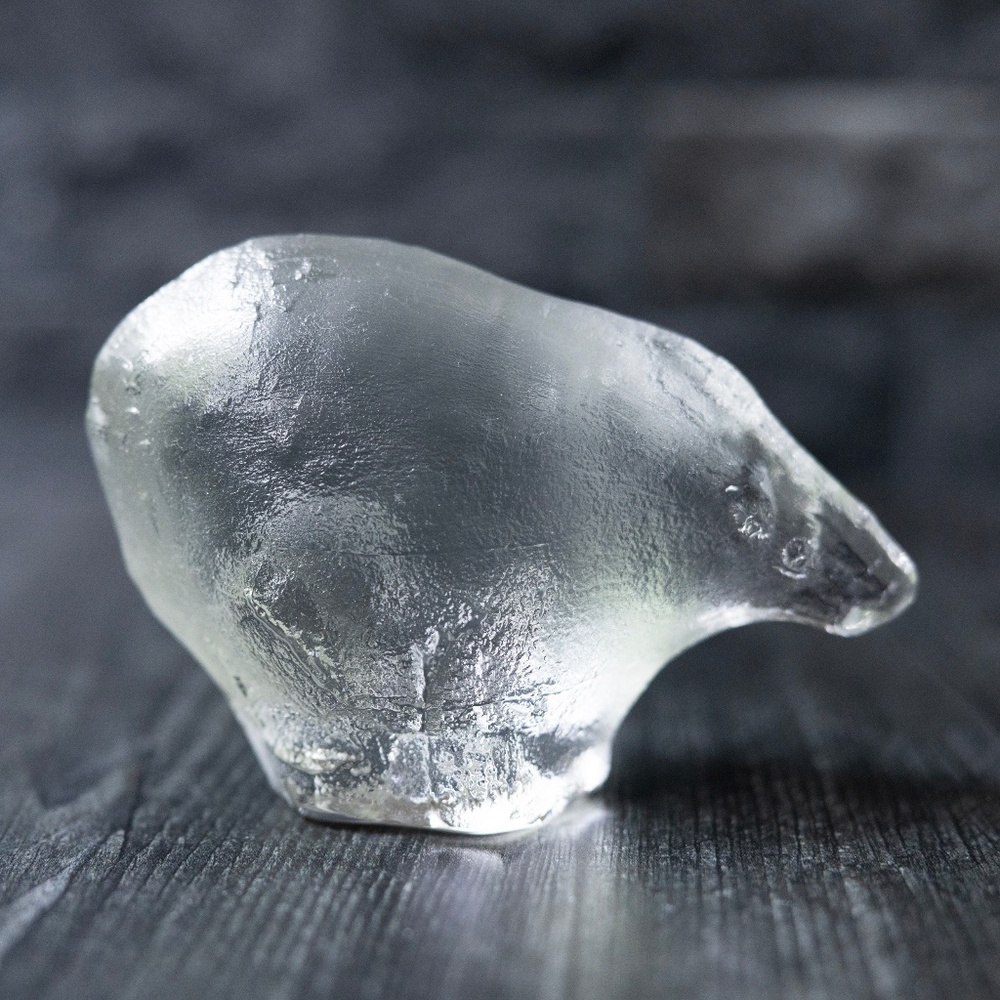 Vintage frosted glass Pukeberg Sweden Swedish polar bear figurine paperweight